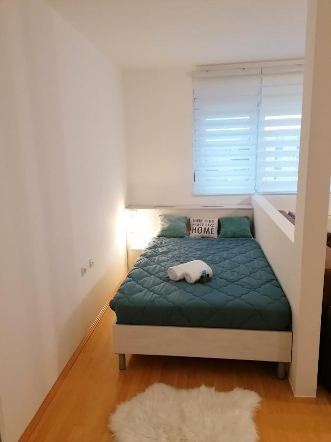 Emili Apartman Jagodina Eksteriør billede