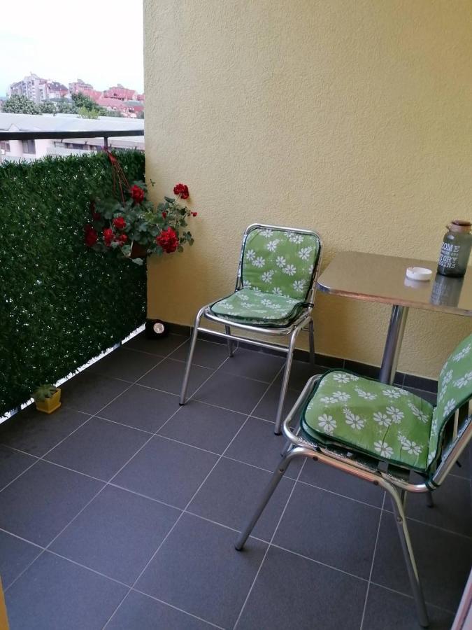 Emili Apartman Jagodina Eksteriør billede