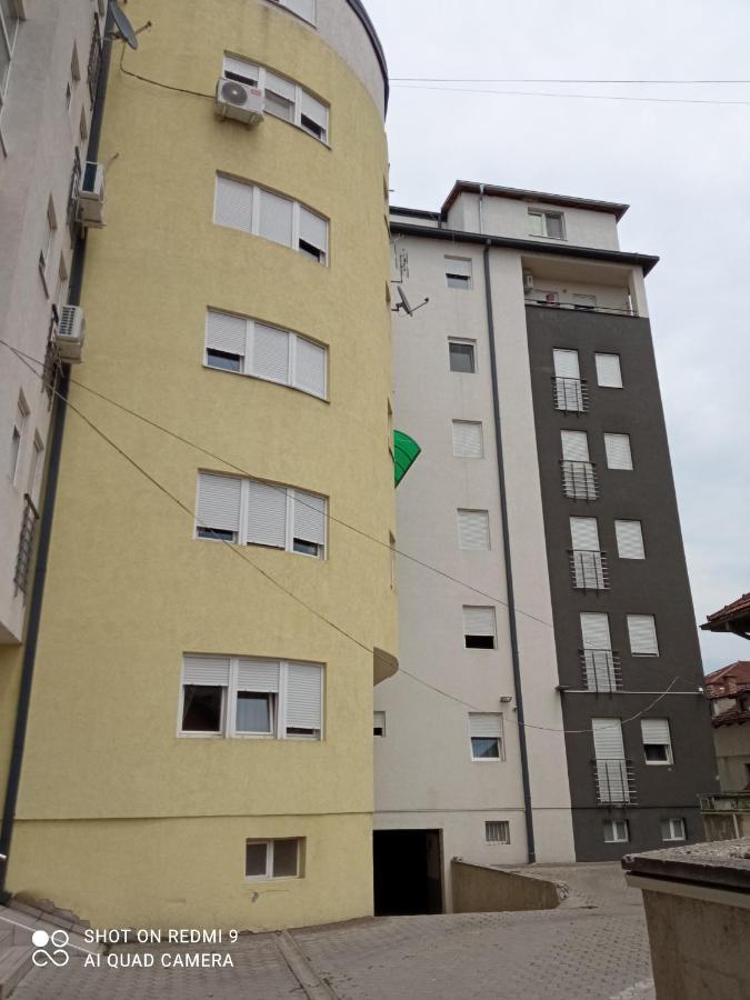 Emili Apartman Jagodina Eksteriør billede
