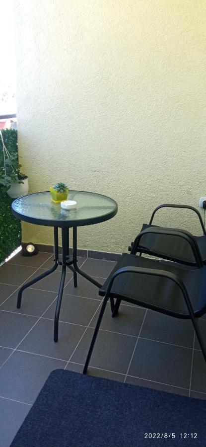 Emili Apartman Jagodina Eksteriør billede